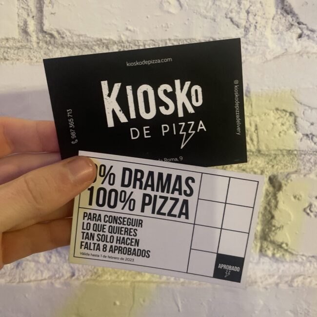 Kiosko de pizza. Somos mano estudio agencia de publicidad en leon